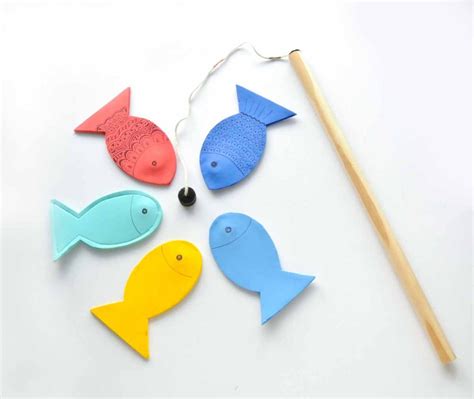 magnetic fishing pole and fish.
